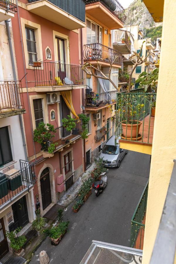 Amuni Taormina Lägenhet Exteriör bild