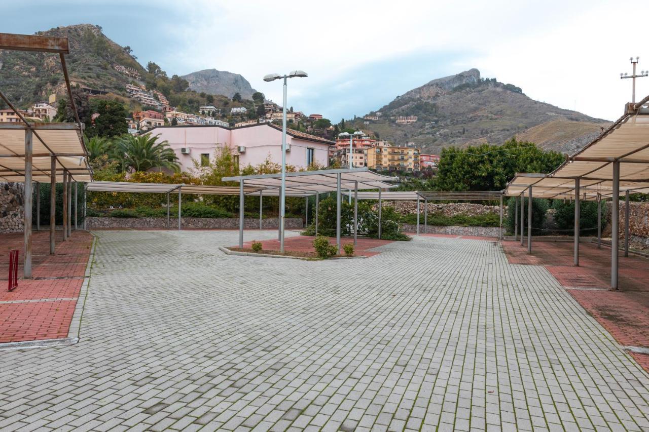 Amuni Taormina Lägenhet Exteriör bild