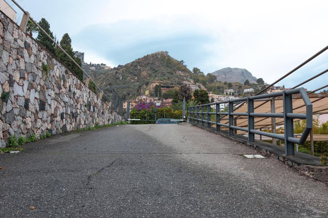 Amuni Taormina Lägenhet Exteriör bild